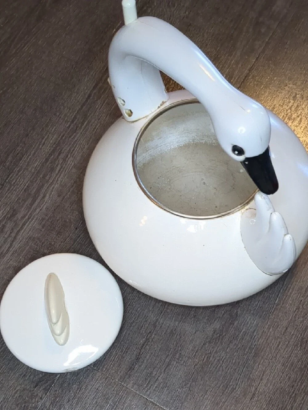 Vintage 90s Swan Whistling Tea Kettle M. Kamenstein White Enamel Teapot
